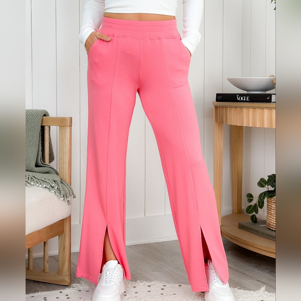 Talulah Super Soft Pink Split Hem Wide Leg Sweatpants With Pockets